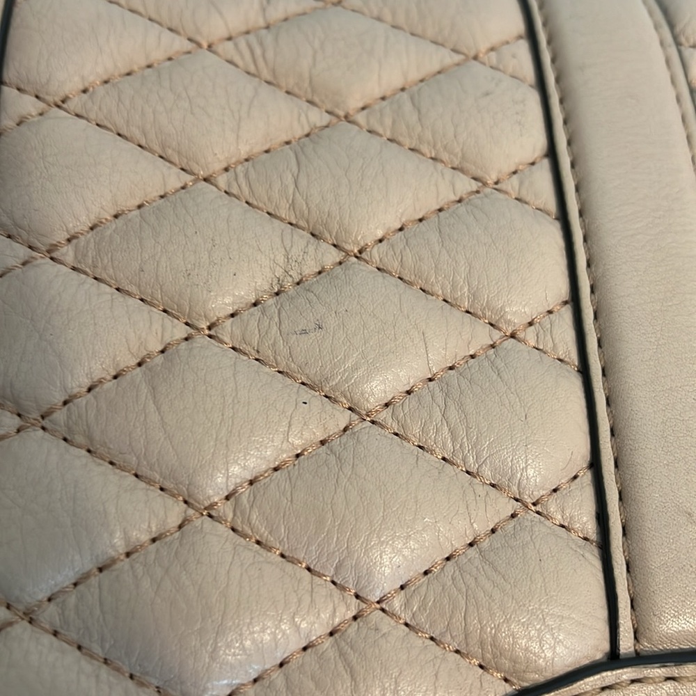 Rebecca Minkoff Chevron Quilted Small Love Crossbody with matching wallet - Picture 7 of 12